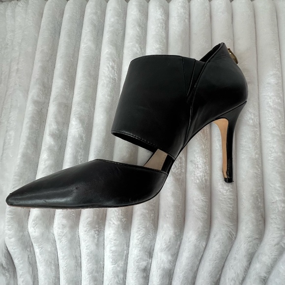 Vince Camuto Zip 3 1/2 " Heels with Penny Heel Black Size 8.5 - Picture 15 of 16
